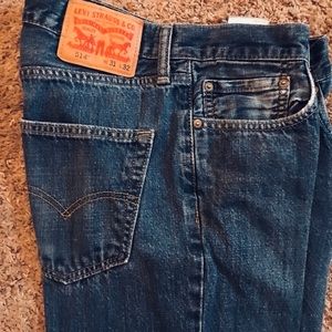 Levi’s 514 blue jeans size 31x32 NWOT